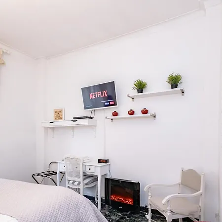 Dolce Casa Di Sve Vicino La Stazione ג'נובה